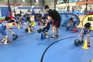 如何平衡学业与篮球赛事训练:学生球员的制胜之道